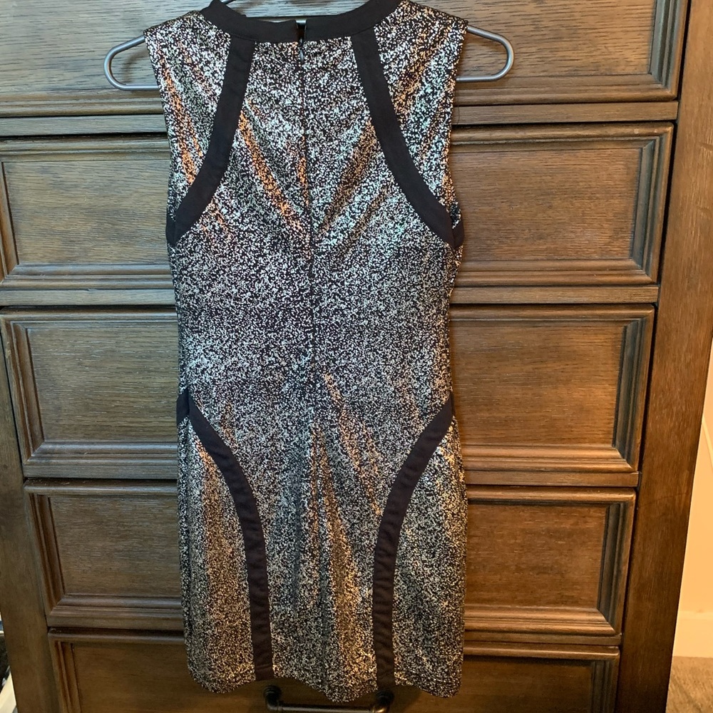 Silver shimmer capulet New Year’s Eve dress size small - Picture 6 of 6